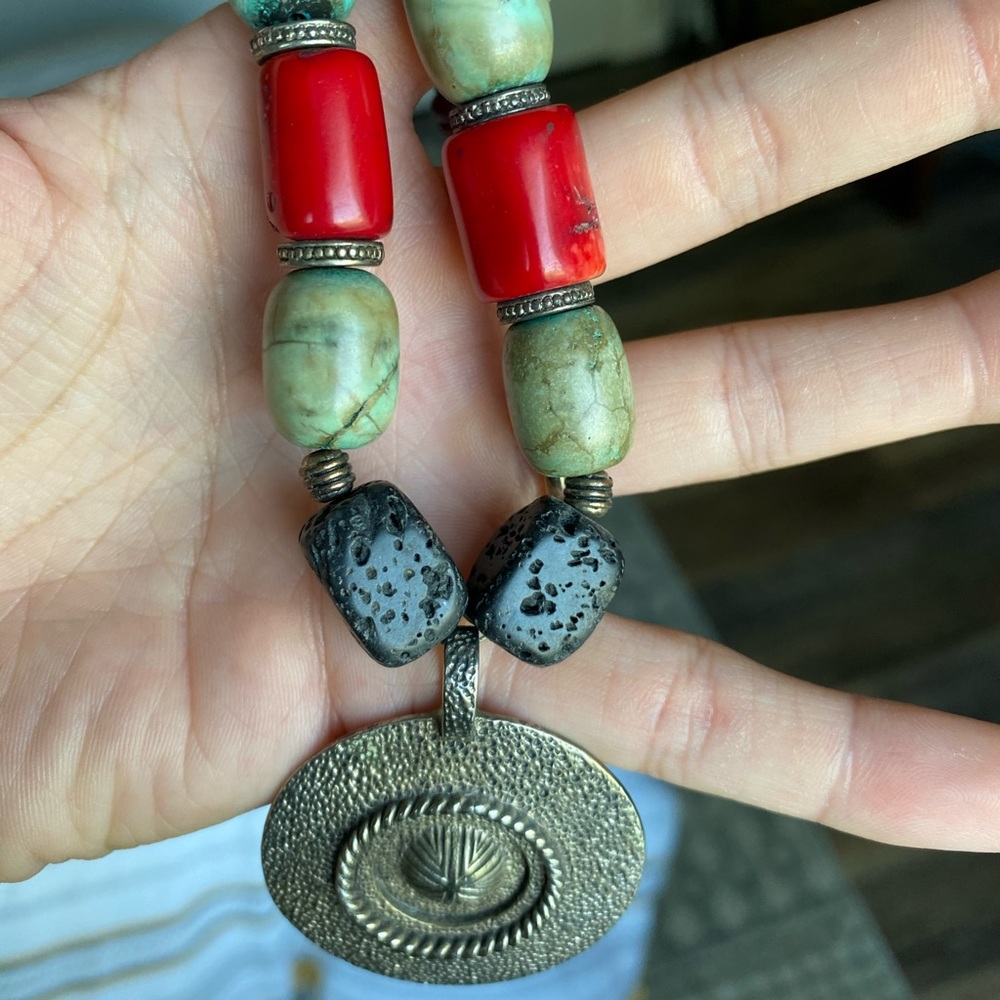 Western necklace